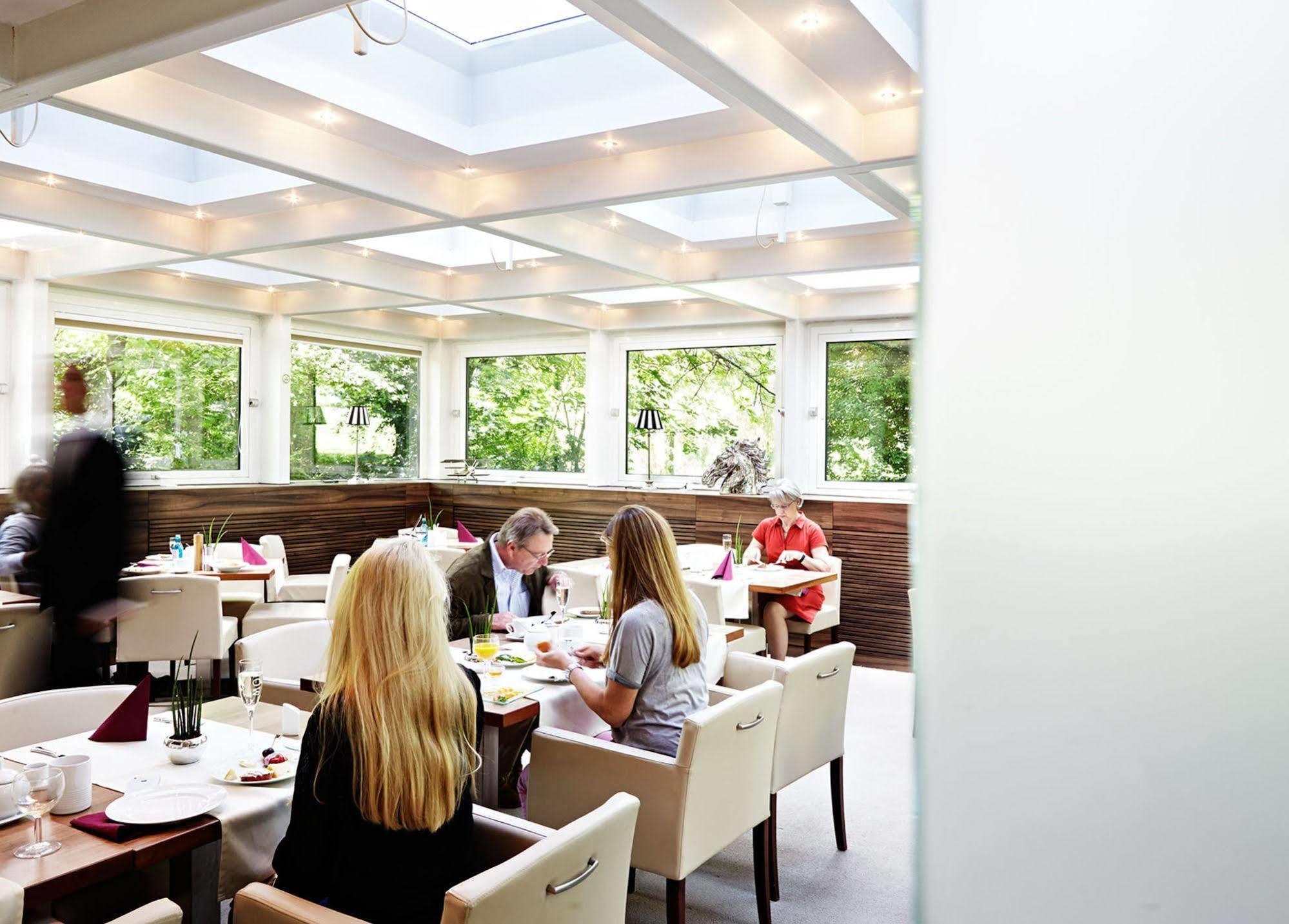 Hotel Bonjour Bad Soden am Taunus Exterior foto