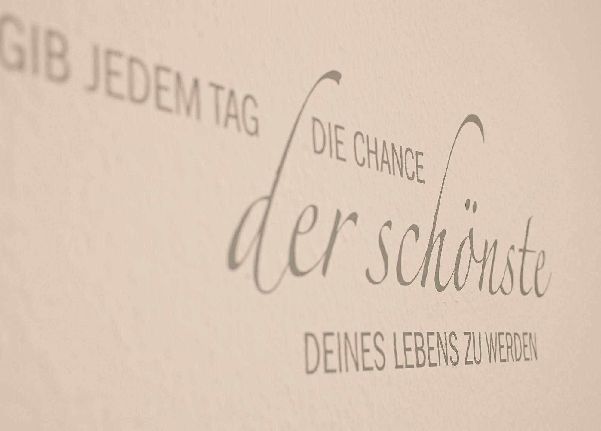 Hotel Bonjour Bad Soden am Taunus Exterior foto